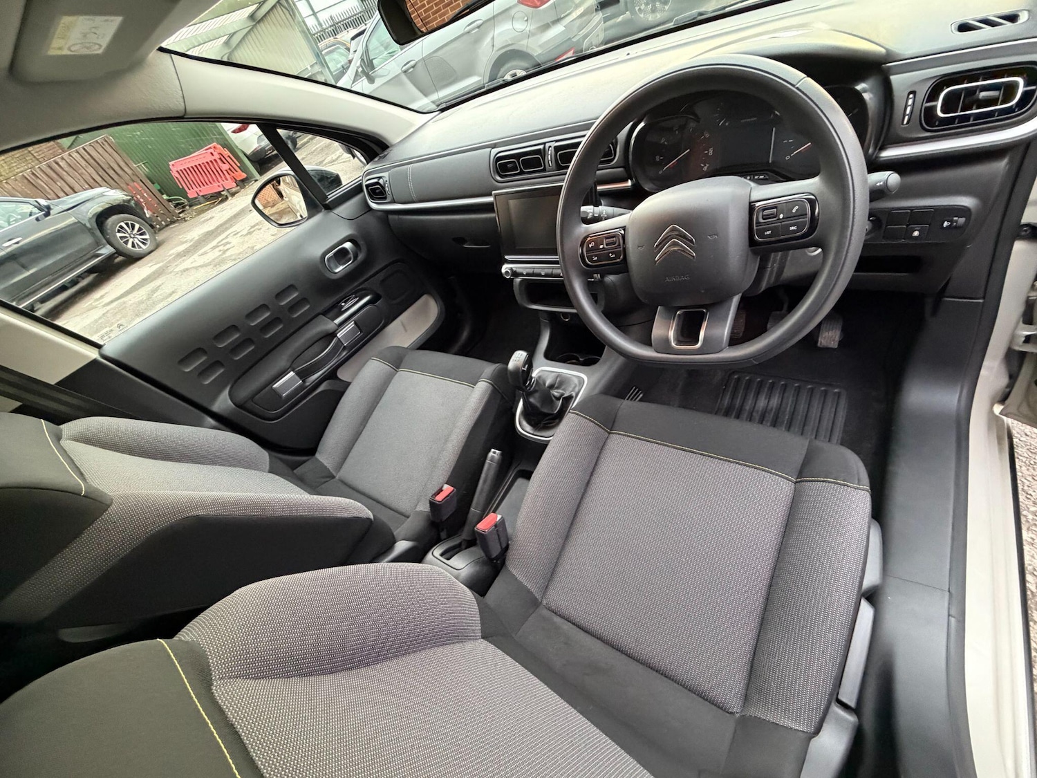 Used Citroen C3 2023 for sale - 77537402: Photo 27