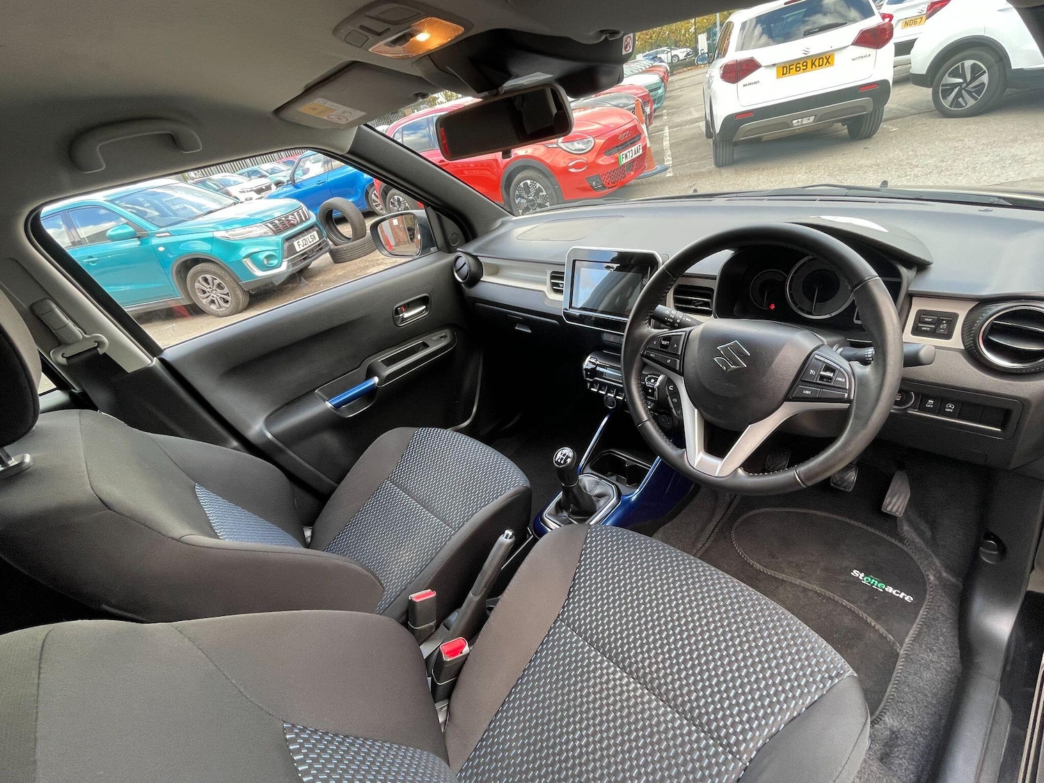 Used Suzuki Ignis for sale - 77242680: Photo 12