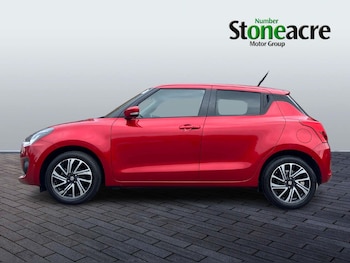 Used Suzuki Swift 2021 for sale - 79412394: Photo