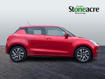 Used Suzuki Swift 2021 for sale - 79412394: Photo