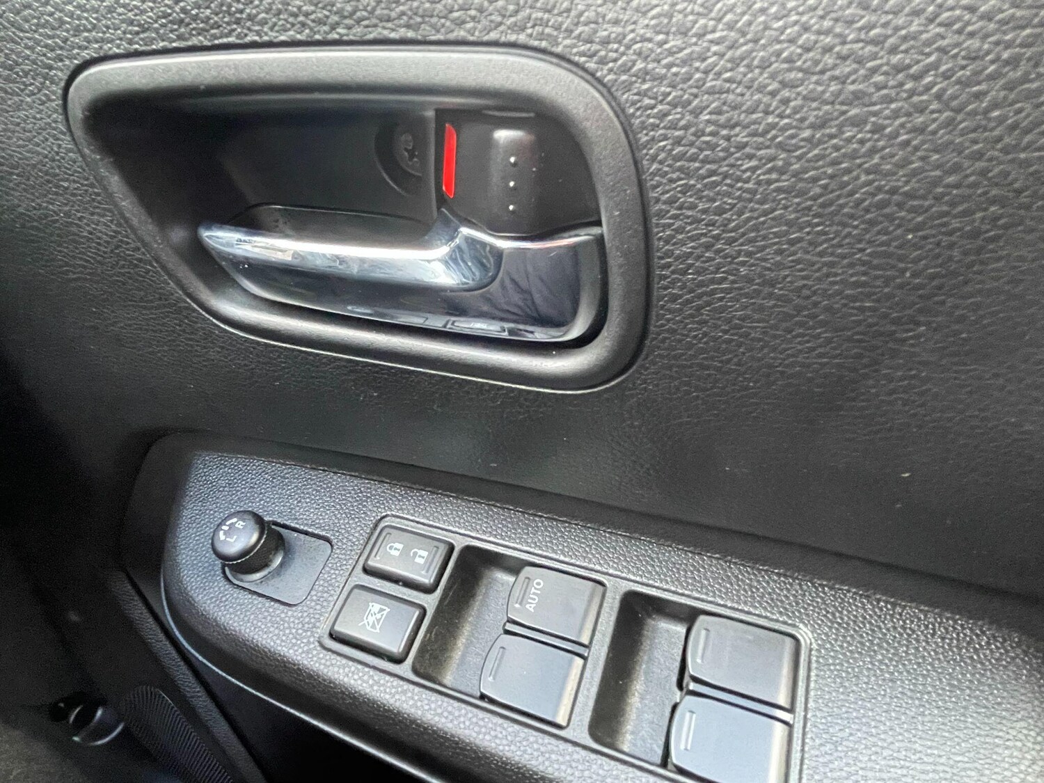 Used Suzuki Ignis for sale - 77724128: Photo 30