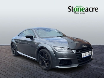 2017 (17) - 2.0 TFSI Black Edition S Tronic quattro Euro 6 (s/s) 3dr