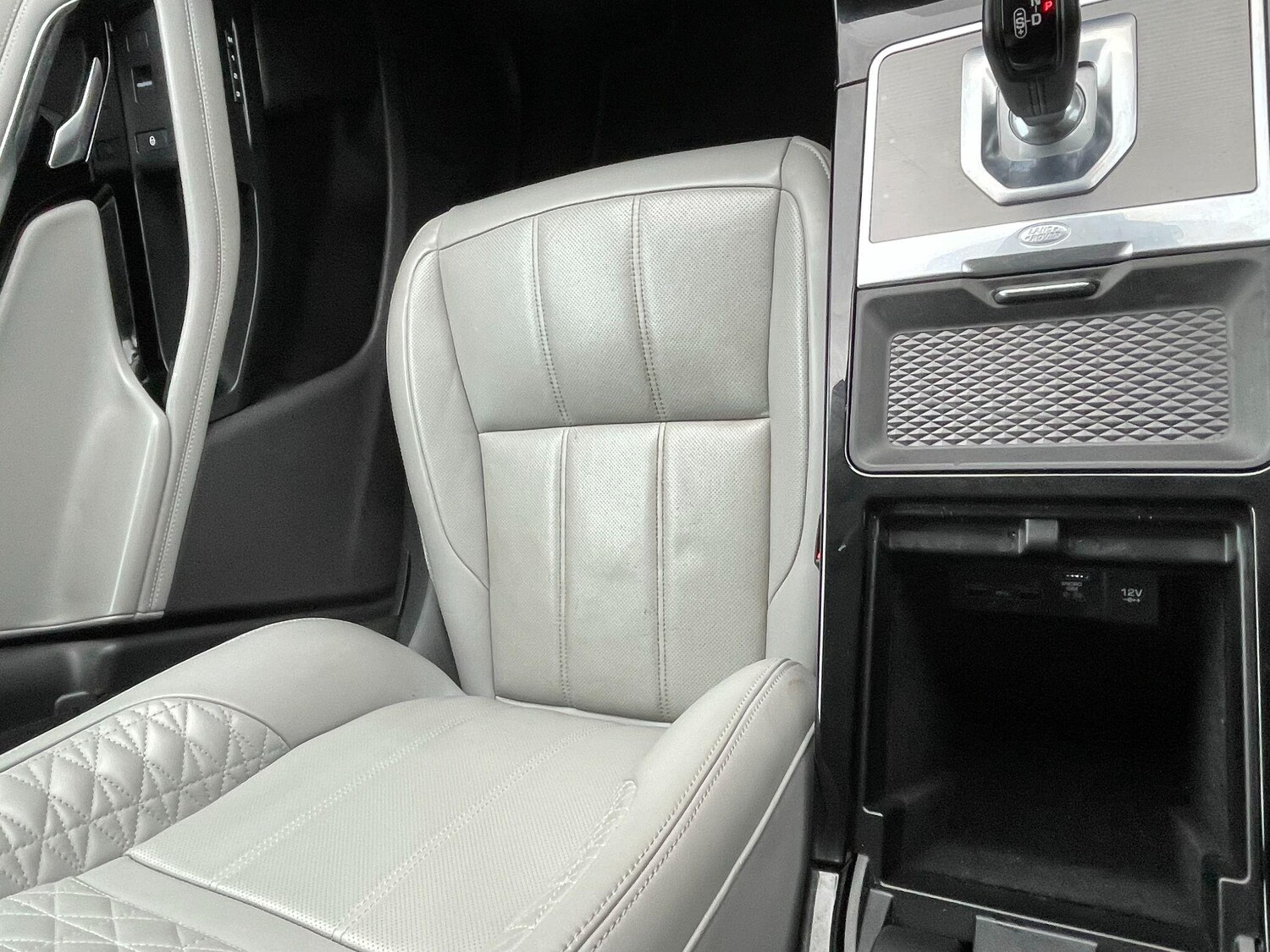 Used Land Rover Range Rover Evoque 2019 for sale - 77574508: Photo 36