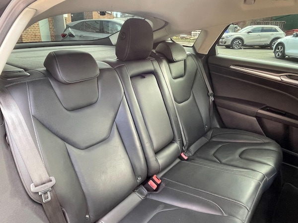 Used Ford Mondeo 2017 for sale - 76137861: Photo 17