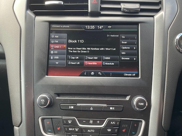 Used Ford Mondeo 2017 for sale - 76137861: Photo 30