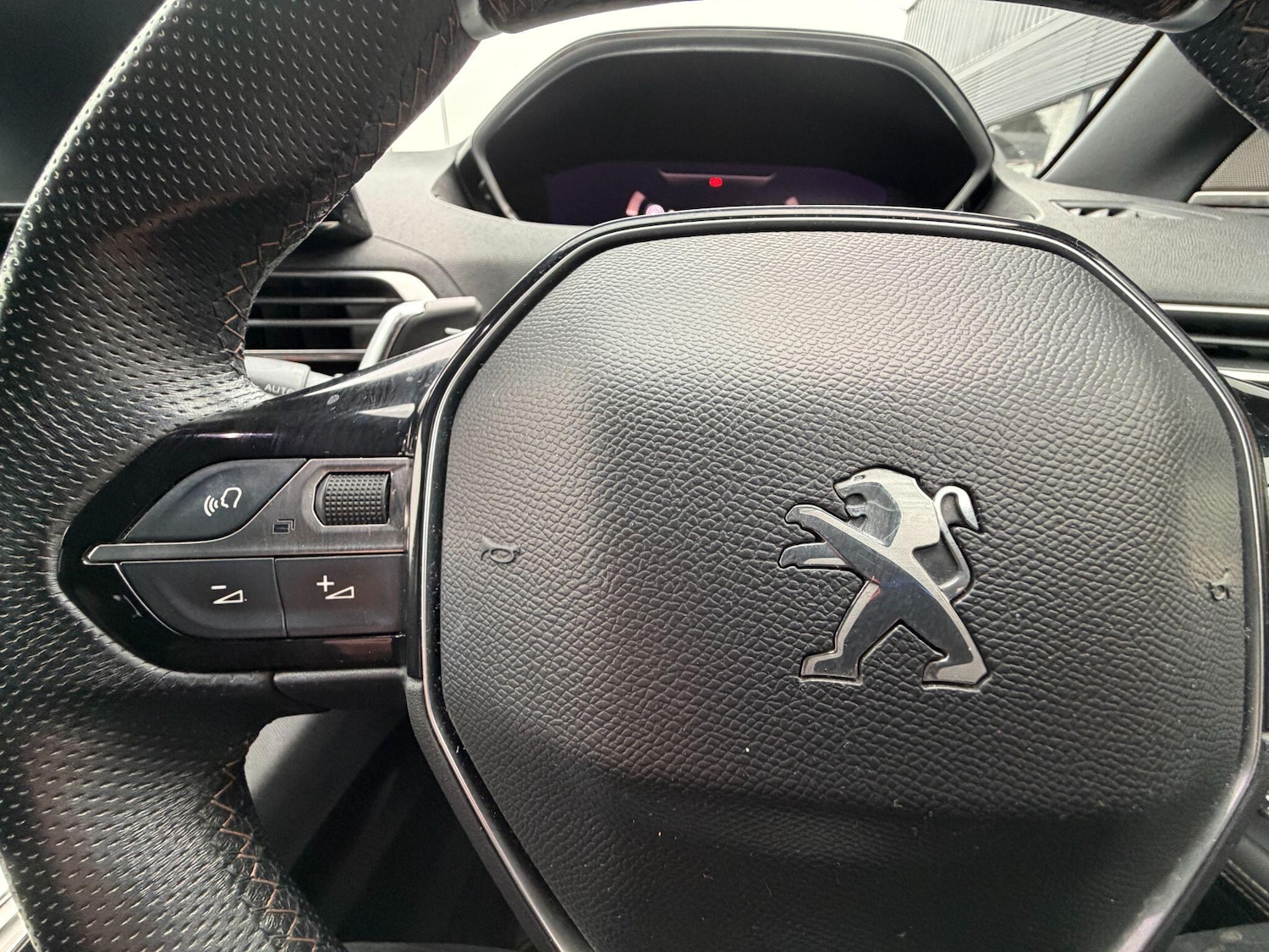 Used Peugeot 3008 2021 for sale - 77892775: Photo 20