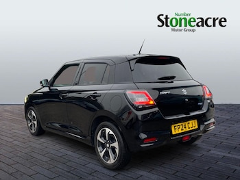 Used Suzuki Swift 2024 for sale - 78966000: Photo