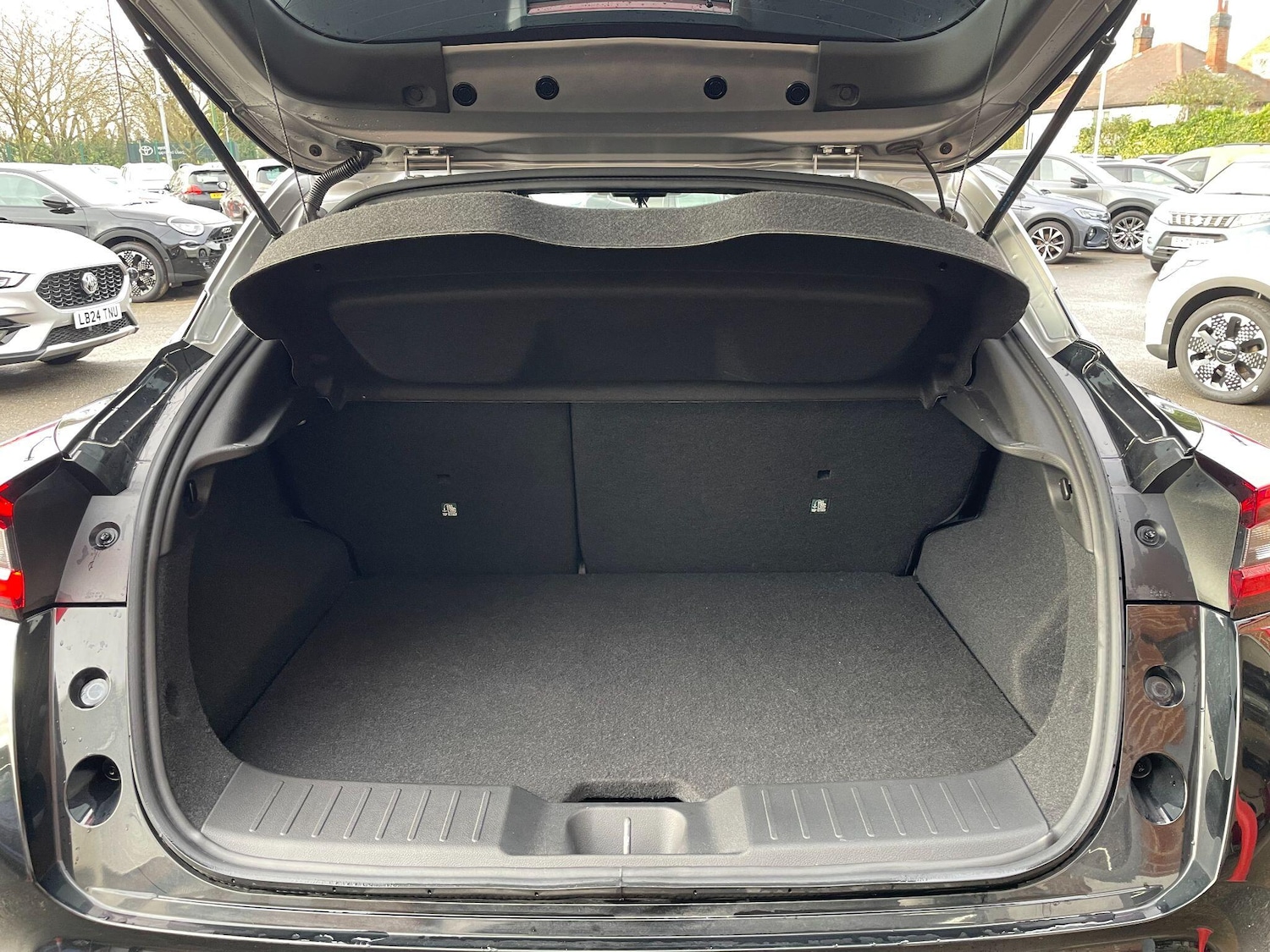 Used Nissan Juke 2024 for sale - 77411088: Photo 34