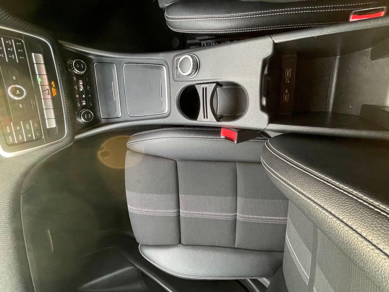 Used Mercedes-Benz A-Class for sale - 77190422: Photo 32