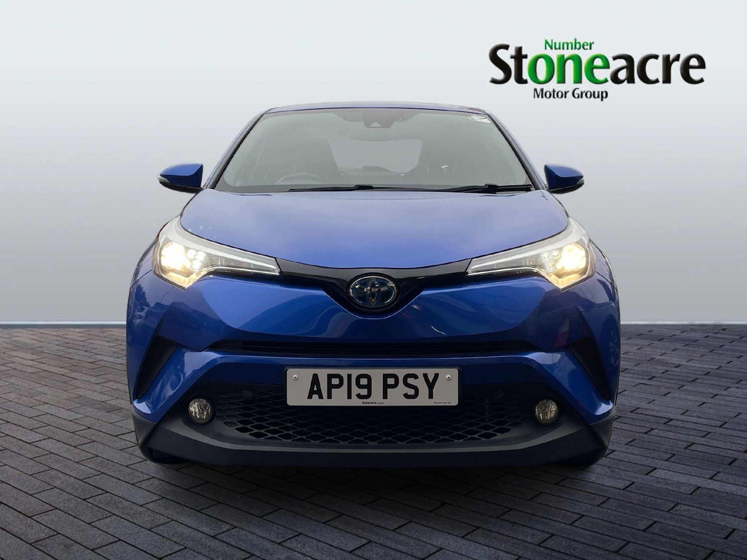 Used Toyota C-HR for sale - 77599147: Photo 2