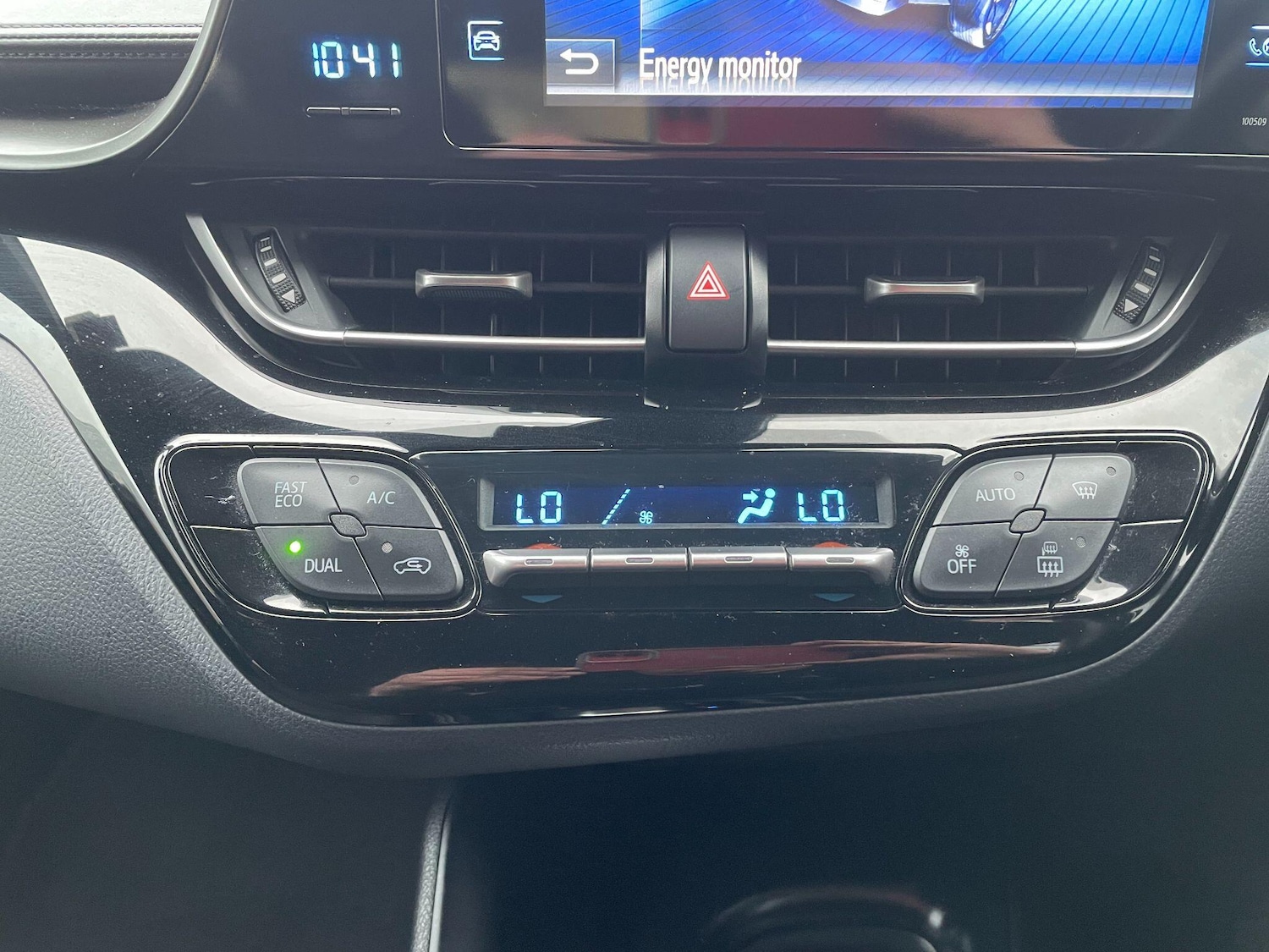 Used Toyota C-HR for sale - 77599147: Photo 23