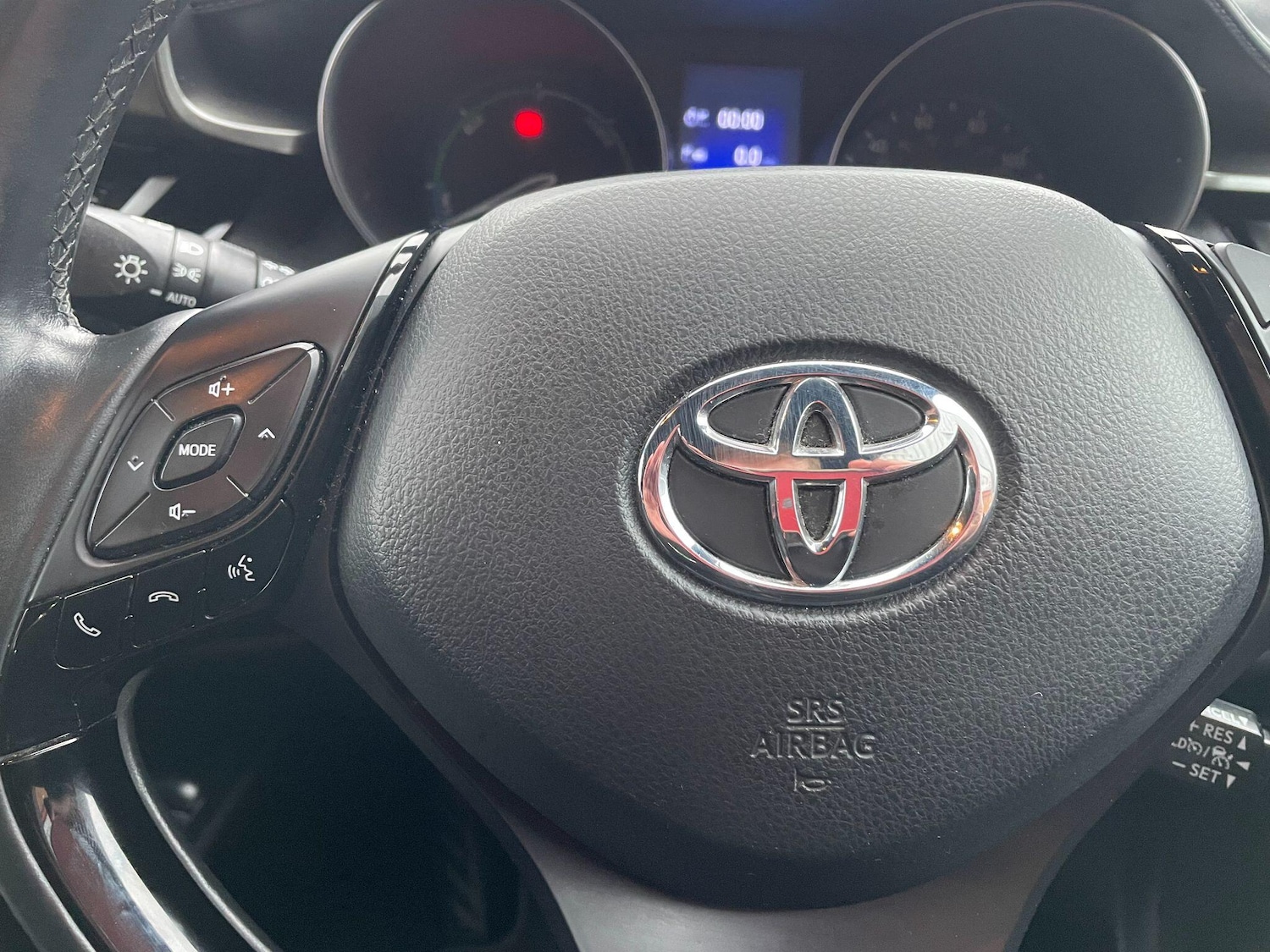 Used Toyota C-HR for sale - 77599147: Photo 30