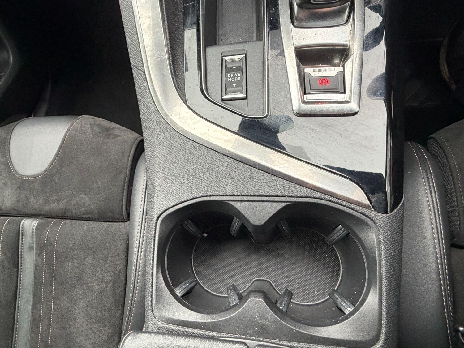 Used Peugeot 3008 2021 for sale - 78157411: Photo 10