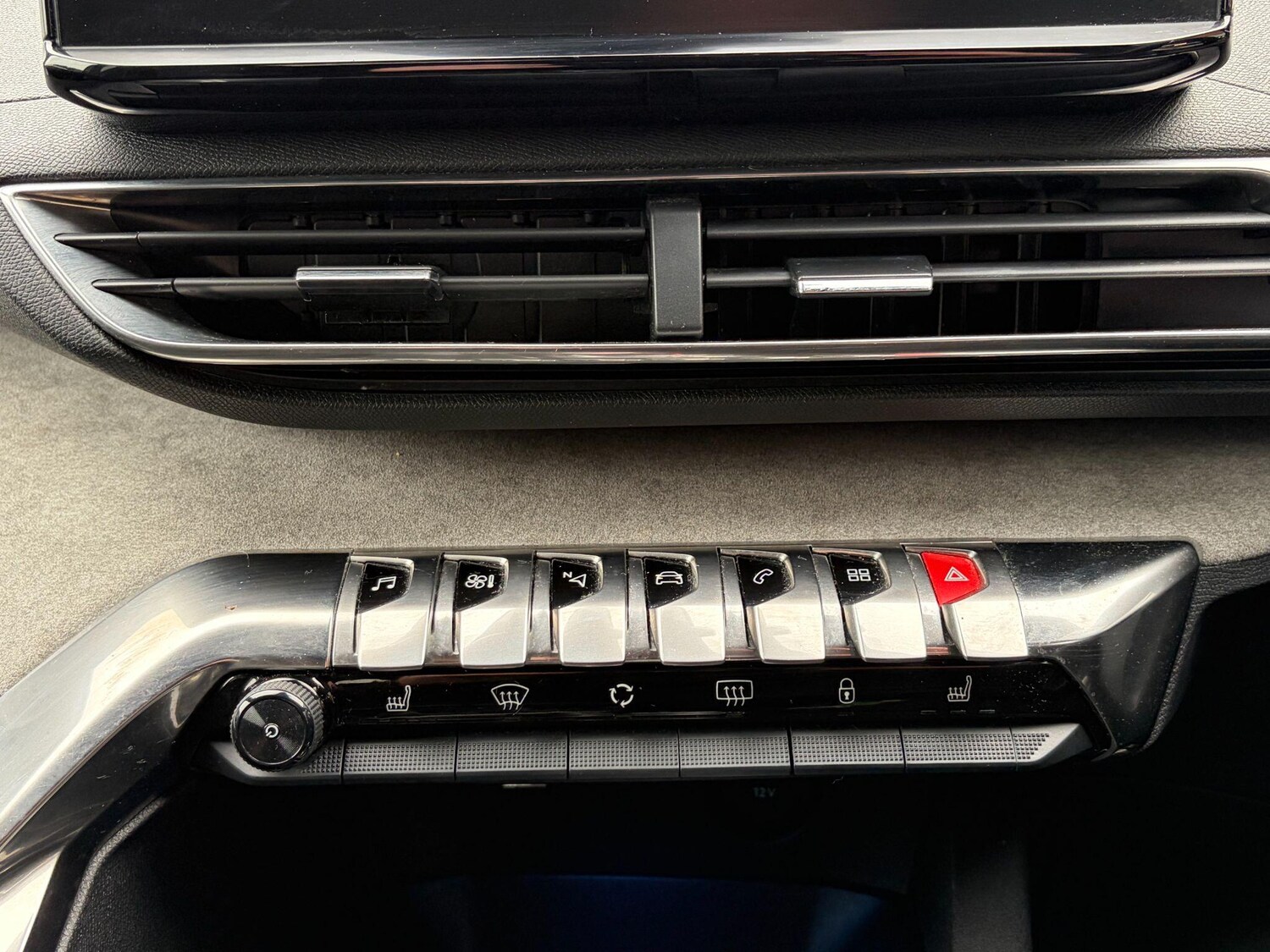 Used Peugeot 3008 2021 for sale - 78157411: Photo 24