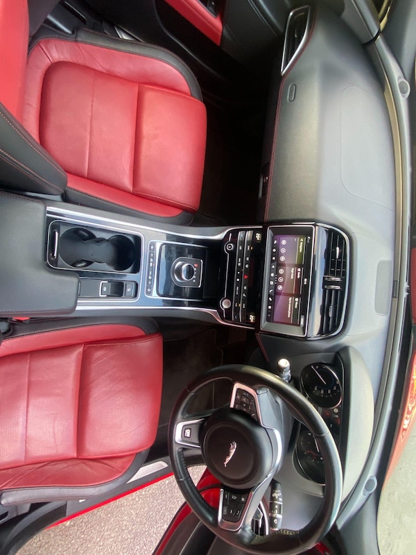 Used Jaguar XE 2019 for sale - 76283863: Photo 14
