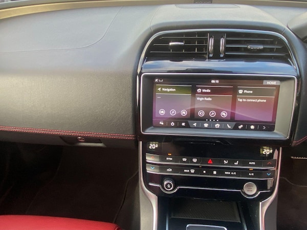 Used Jaguar XE 2019 for sale - 76283863: Photo 18