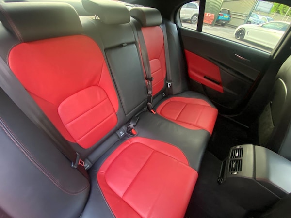Used Jaguar XE 2019 for sale - 76283863: Photo 22