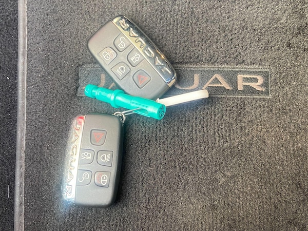 Used Jaguar XE 2019 for sale - 76283863: Photo 24