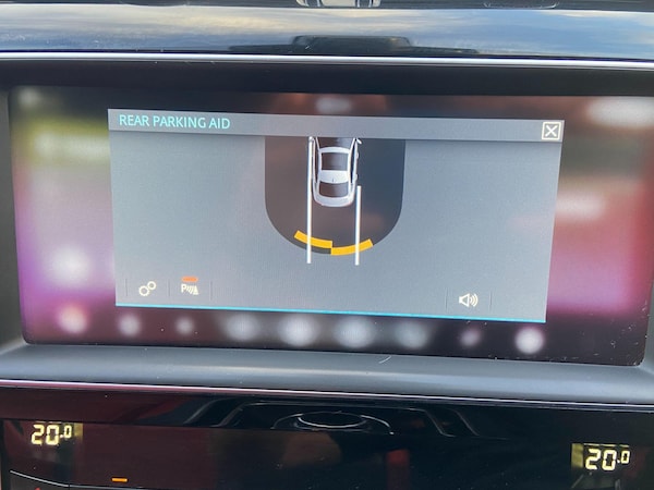 Used Jaguar XE 2019 for sale - 76283863: Photo 25