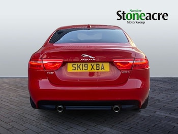 Used Jaguar XE 2019 for sale - 76283863: Photo 2