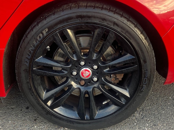 Used Jaguar XE 2019 for sale - 76283863: Photo 9