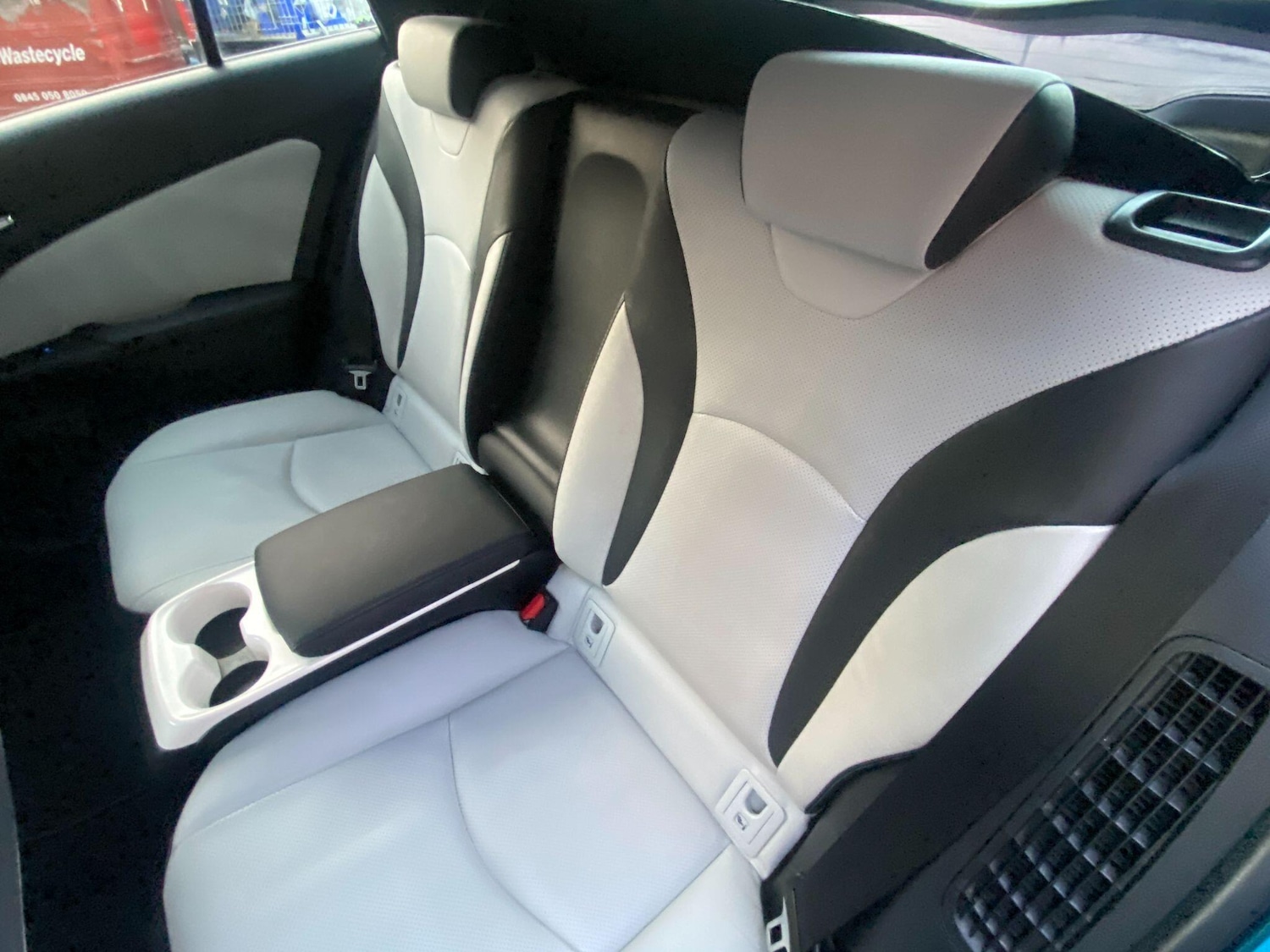 Used Toyota Prius 2018 for sale - 77039703: Photo 19