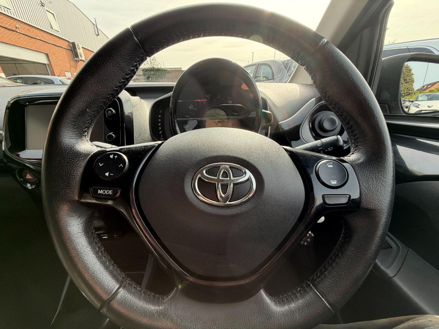 Used Toyota AYGO 2018 for sale - 78034713: Photo 14