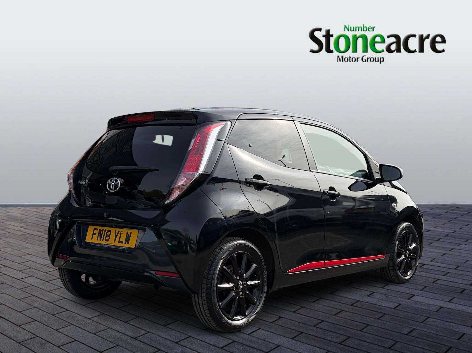 Used Toyota AYGO 2018 for sale - 78034713: Photo 2