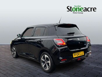 Used Suzuki Swift 2024 for sale - 77344414: Photo