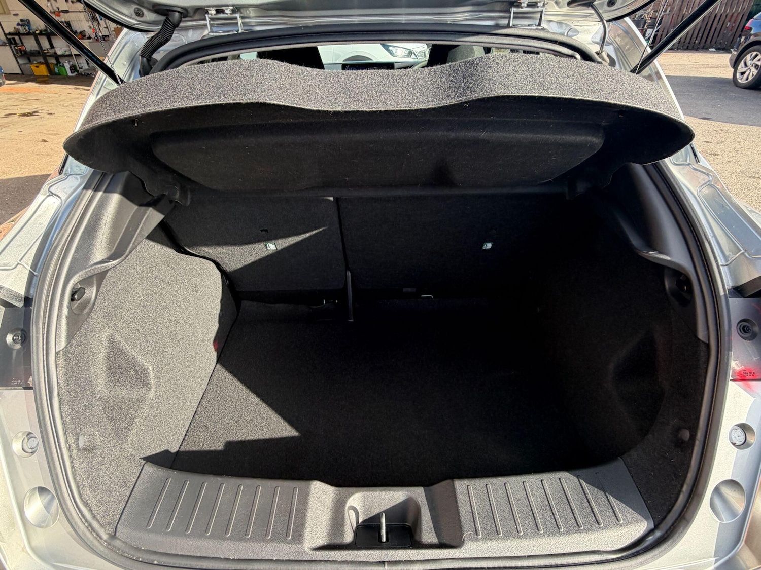 Used Nissan Juke for sale - 77892095: Photo 16