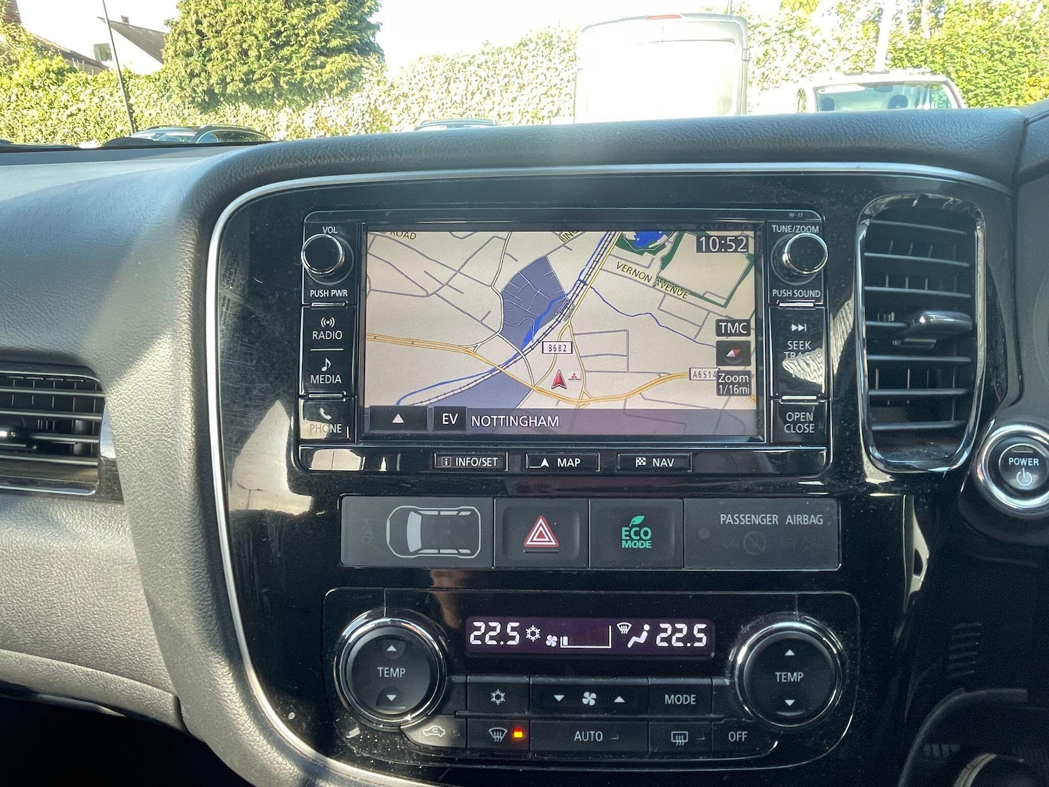 Used Mitsubishi Outlander 2017 for sale - 76522522: Photo 11