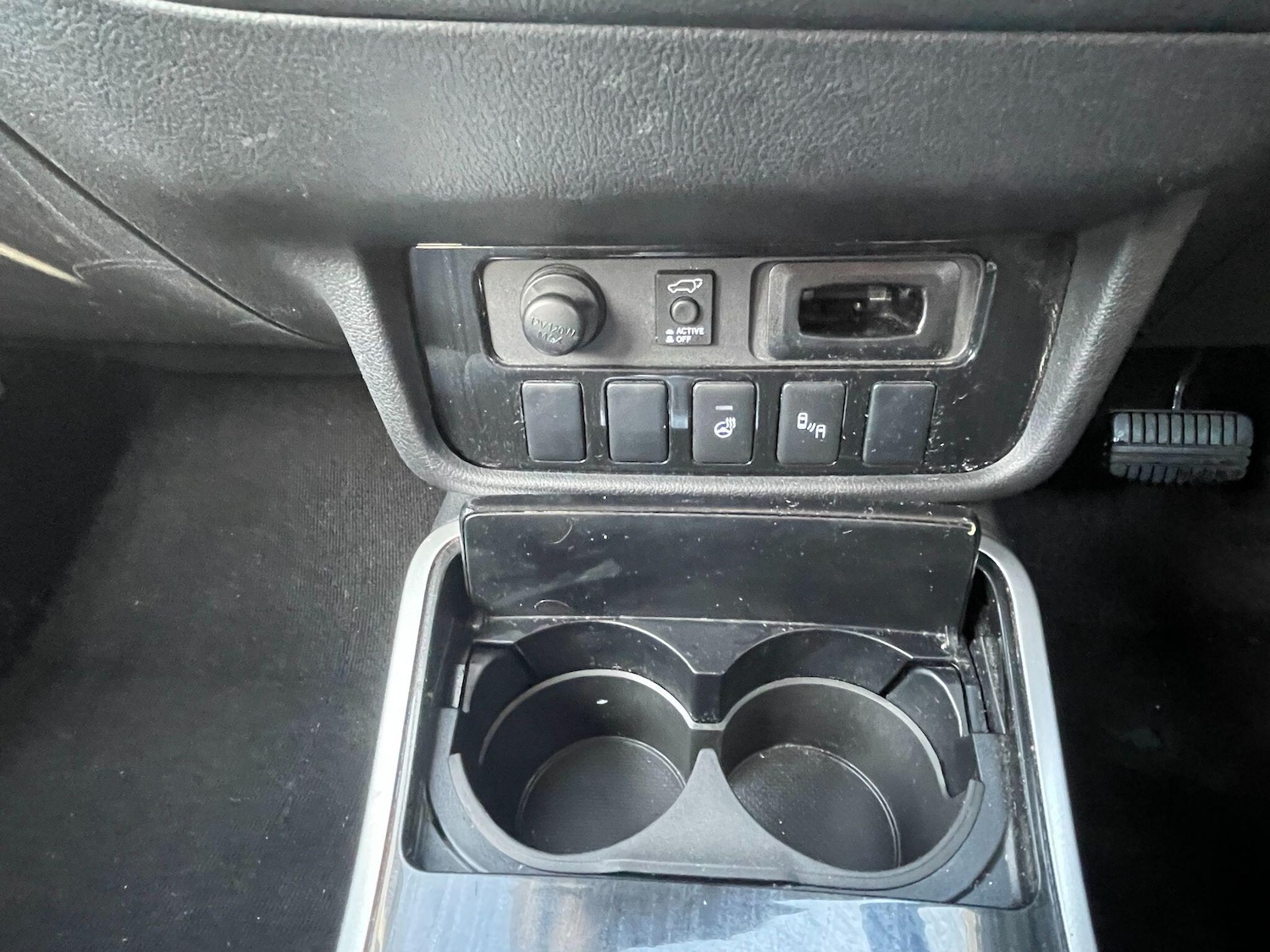 Used Mitsubishi Outlander 2017 for sale - 76522522: Photo 18