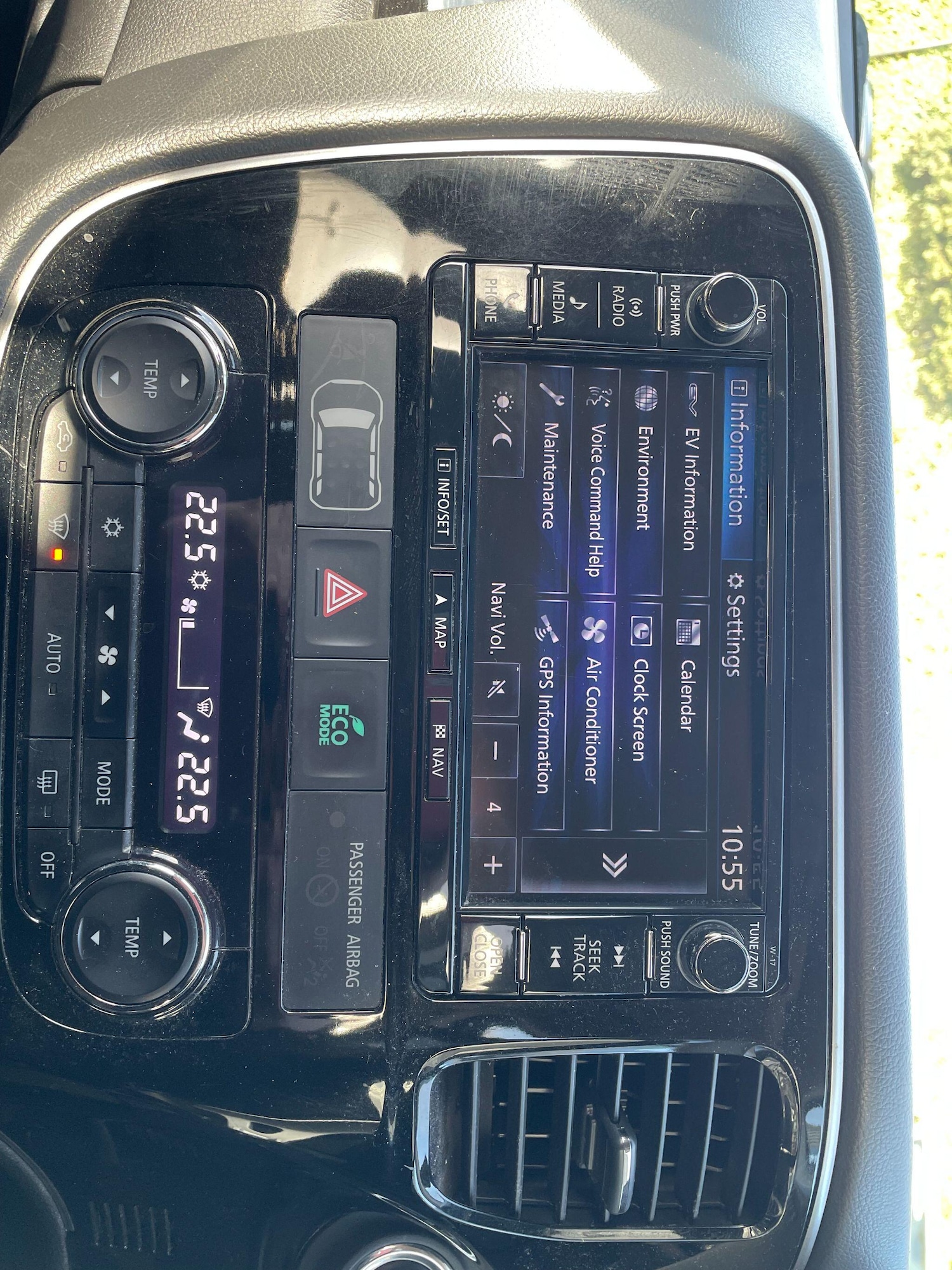 Used Mitsubishi Outlander 2017 for sale - 76522522: Photo 24