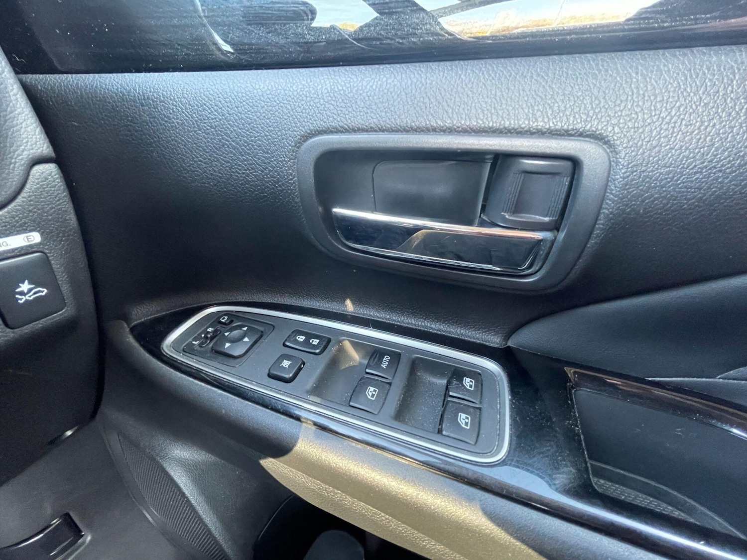 Used Mitsubishi Outlander 2017 for sale - 76522522: Photo 29