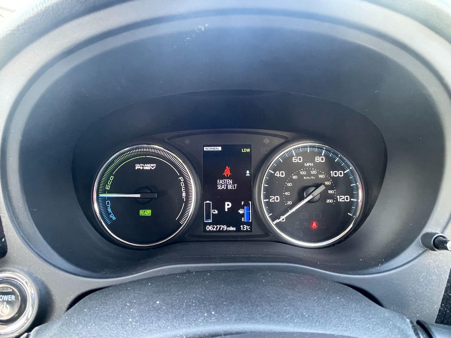 Used Mitsubishi Outlander 2017 for sale - 76522522: Photo 31