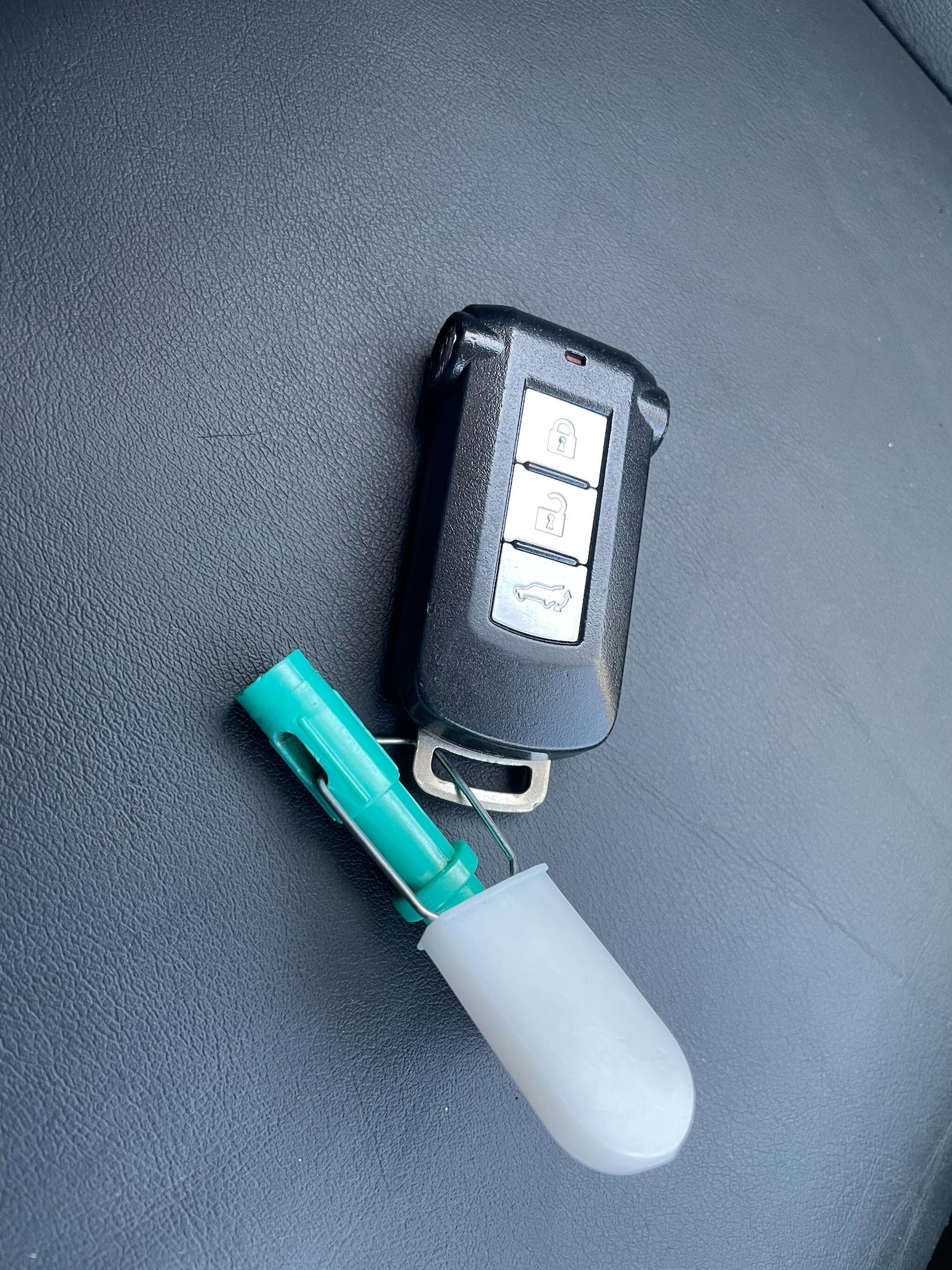 Used Mitsubishi Outlander 2017 for sale - 76522522: Photo 32