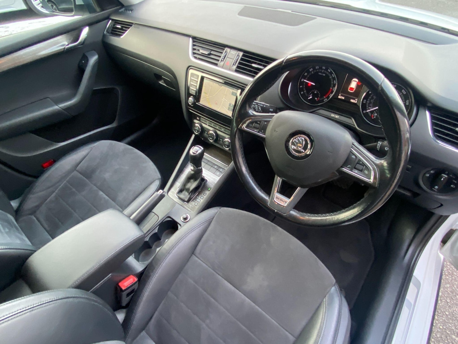 Used Skoda Octavia 2016 for sale - 77344654: Photo 10