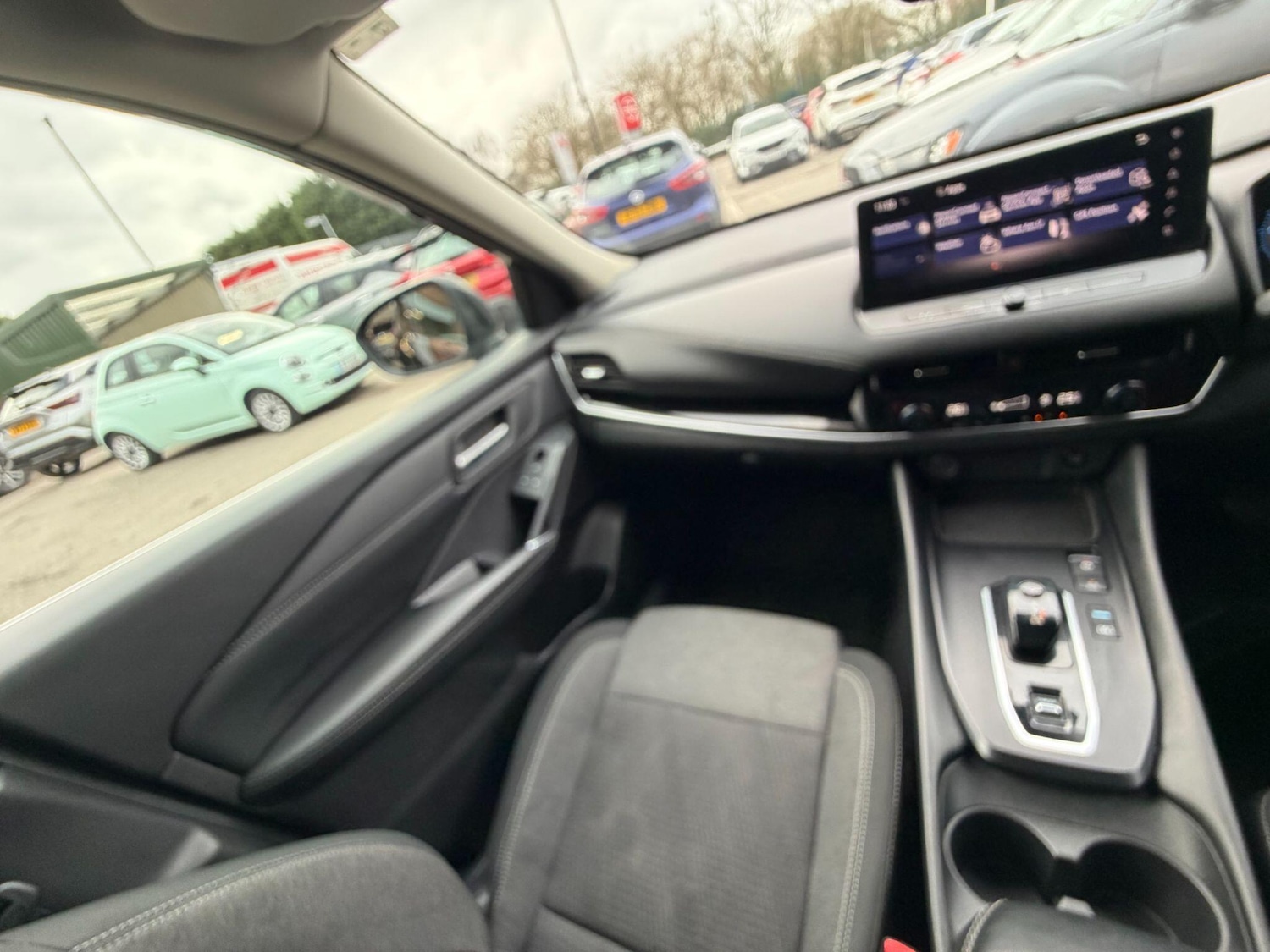 Used Nissan Qashqai for sale - 77671498: Photo 29