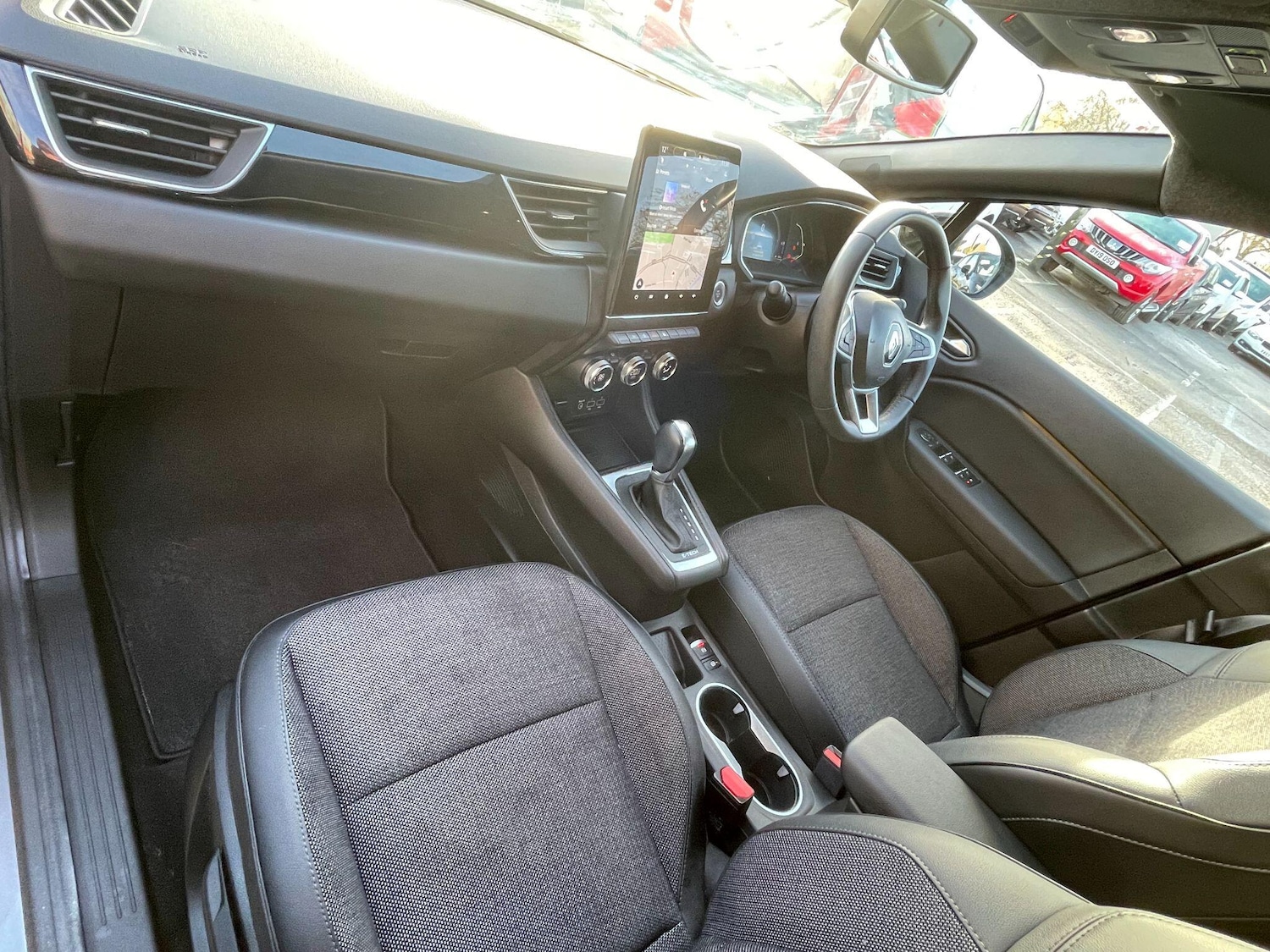 Used Renault Captur 2022 for sale - 76913008: Photo 30