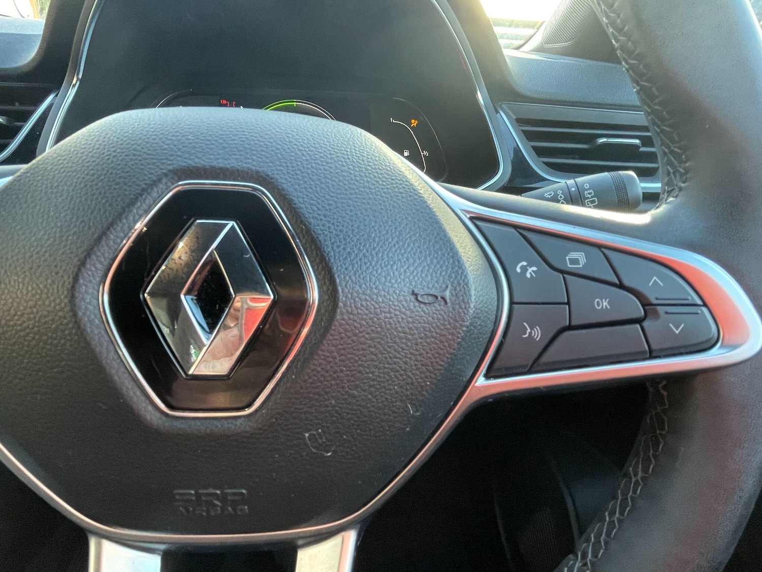 Used Renault Captur 2022 for sale - 76913008: Photo 32