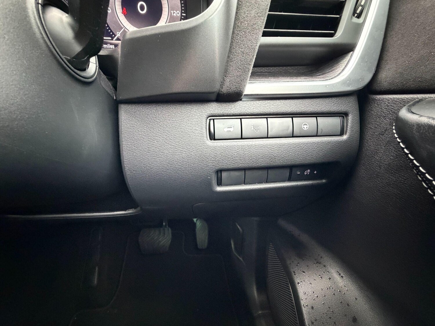 Used Nissan Qashqai for sale - 77723453: Photo 15