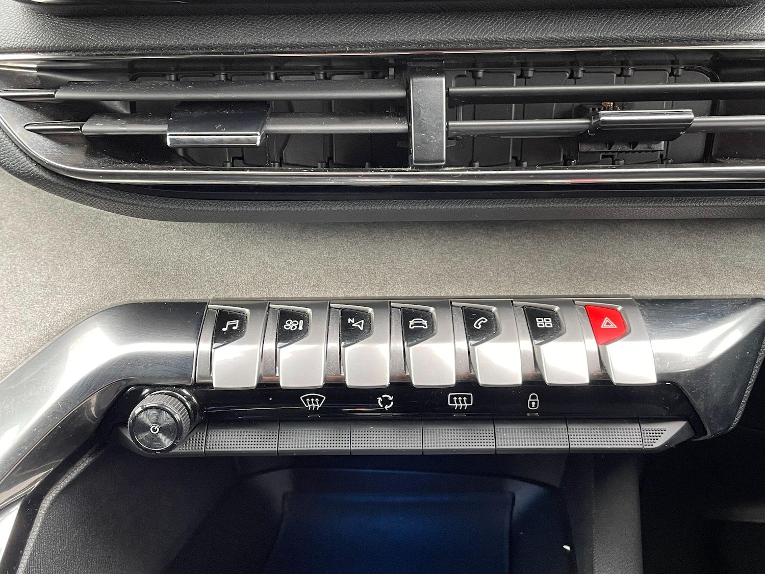 Used Peugeot 3008 for sale - 77242353: Photo 30