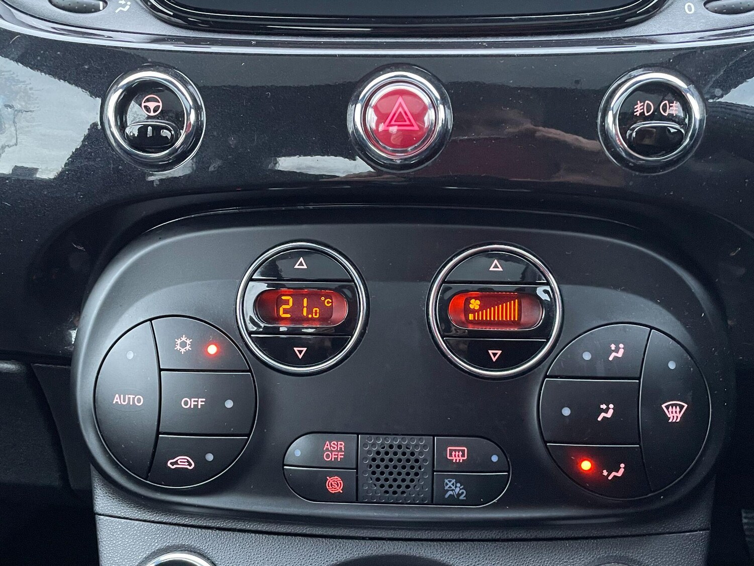 Used Fiat 500 2024 for sale - 76936521: Photo 32