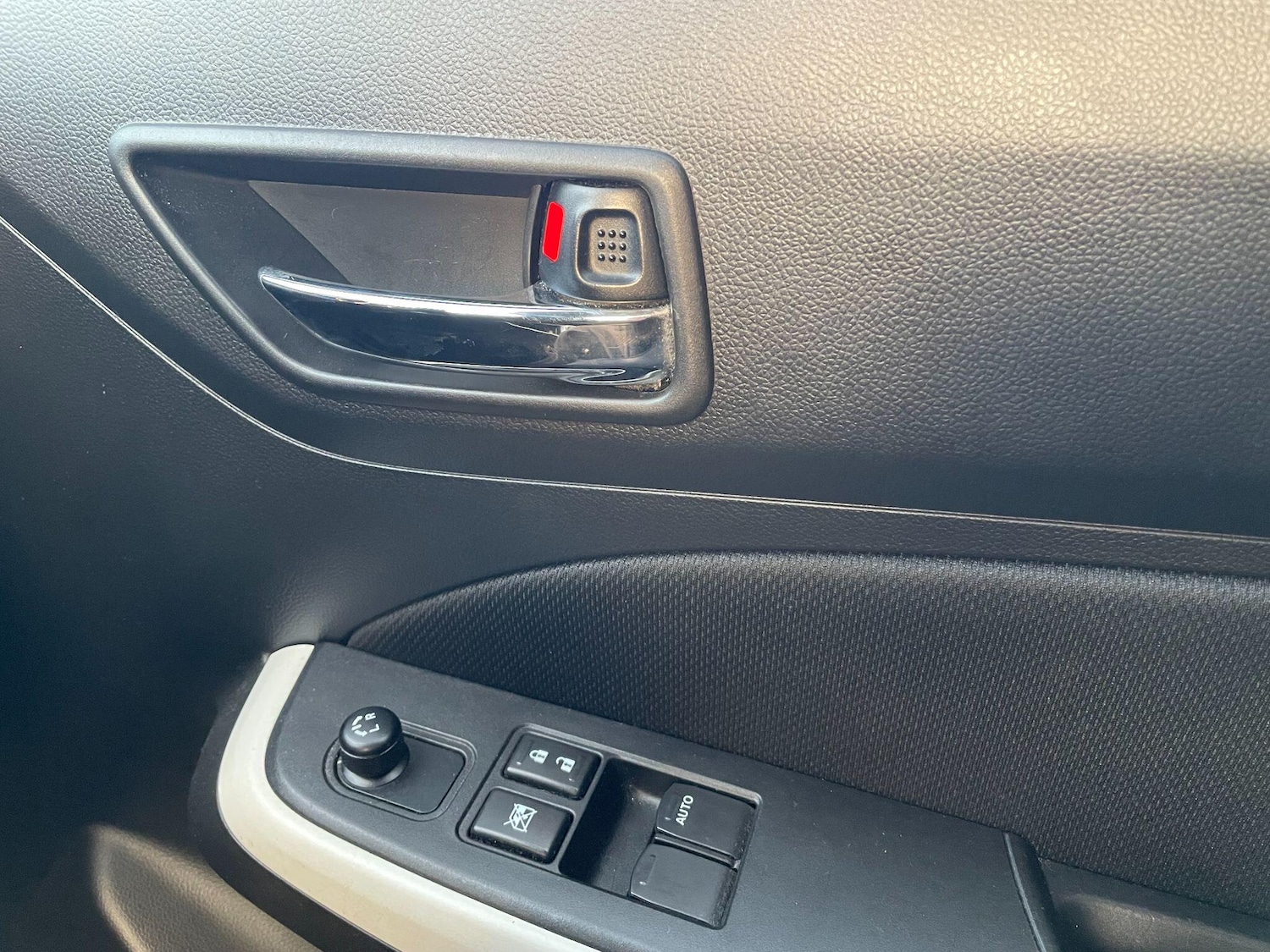 Used Suzuki Swift 2020 for sale - 77598317: Photo 15