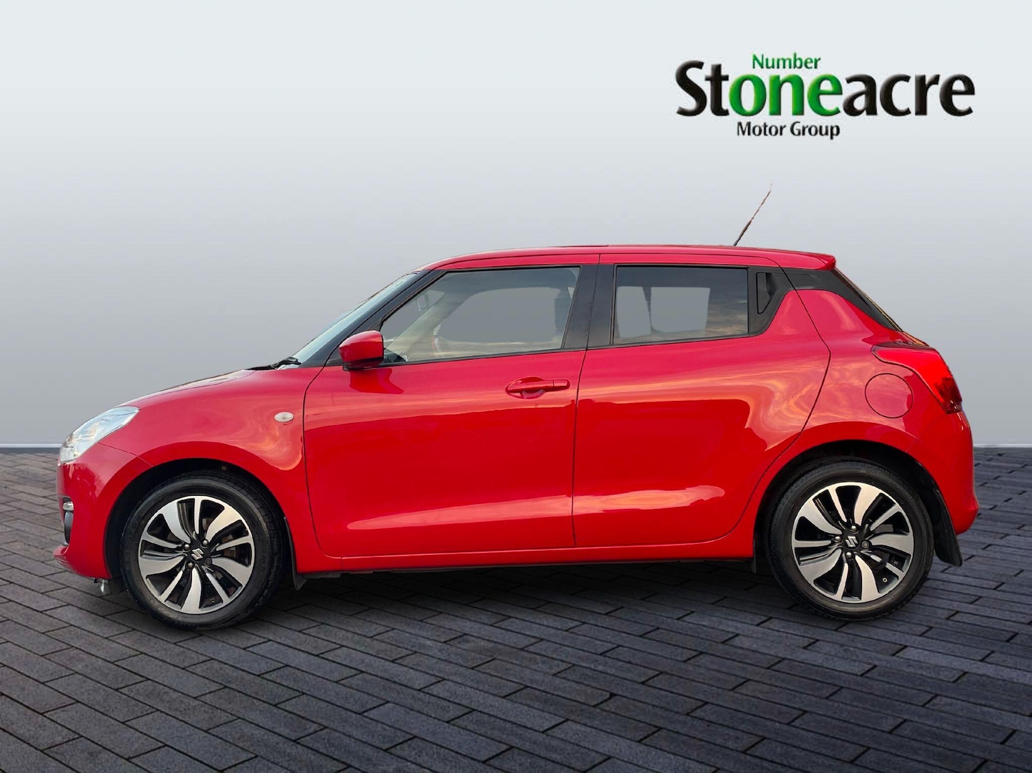 Used Suzuki Swift 2020 for sale - 77598317: Photo 2