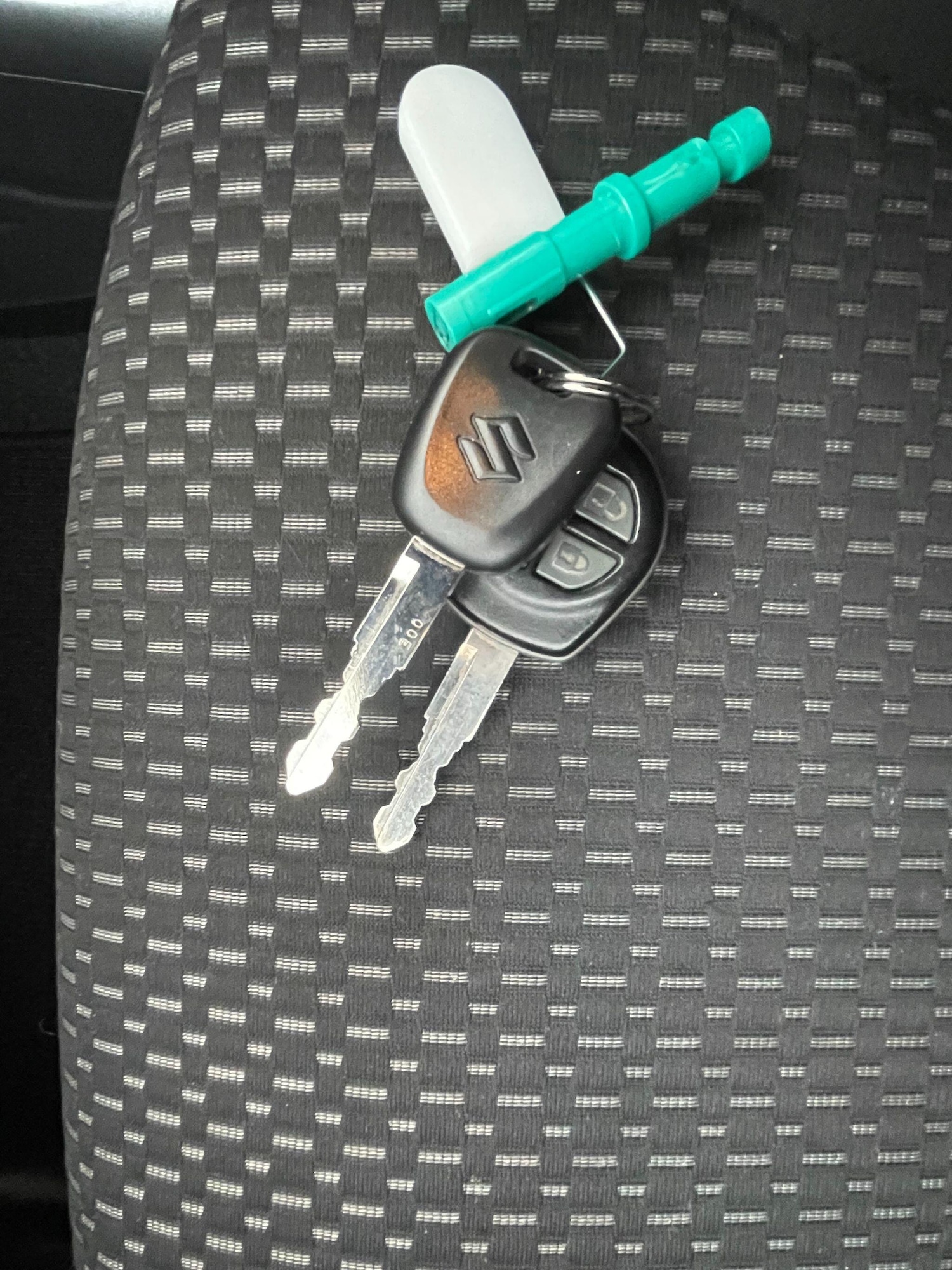 Used Suzuki Ignis 2021 for sale - 76688935: Photo 11