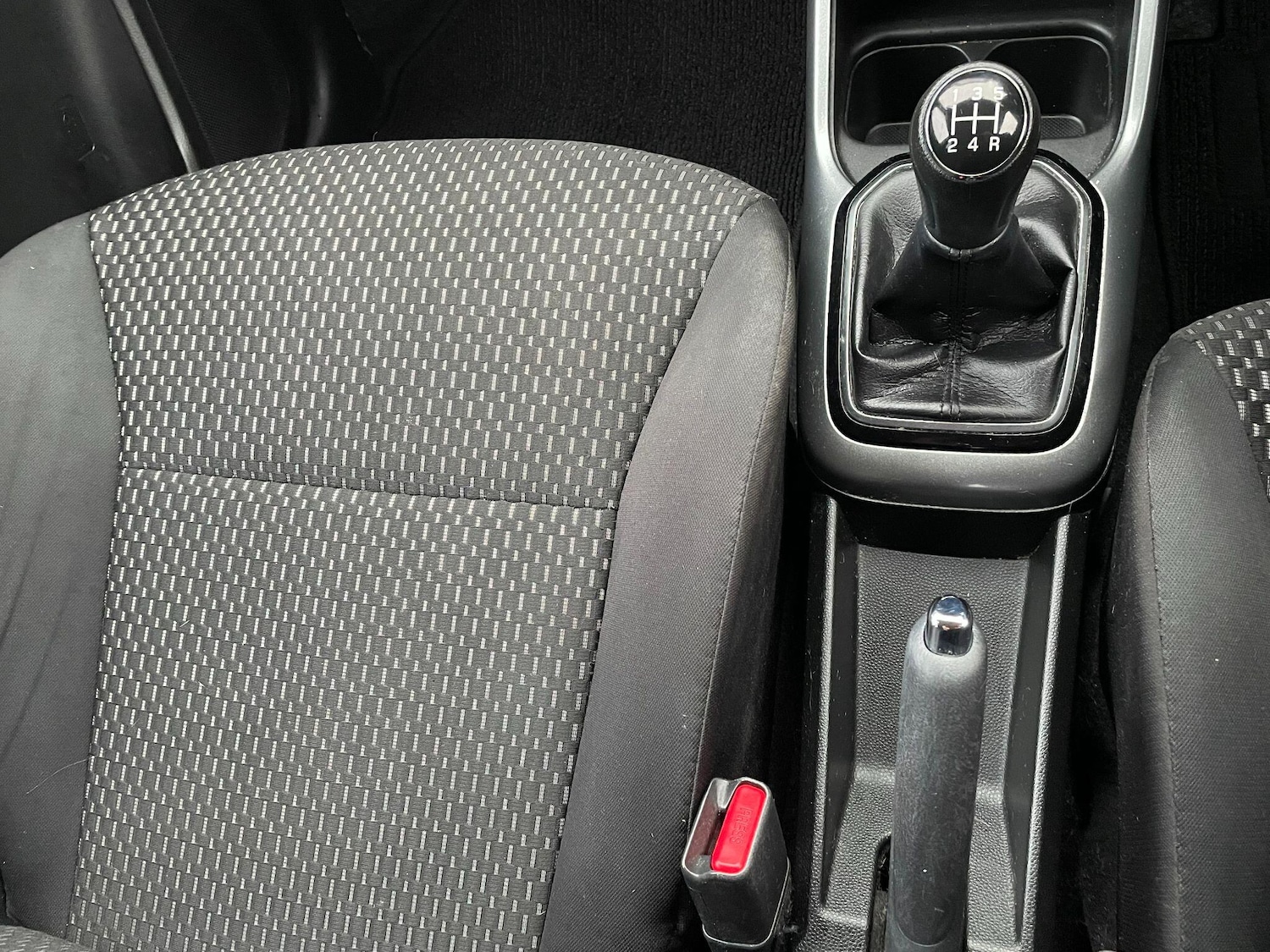 Used Suzuki Ignis 2021 for sale - 76688935: Photo 13