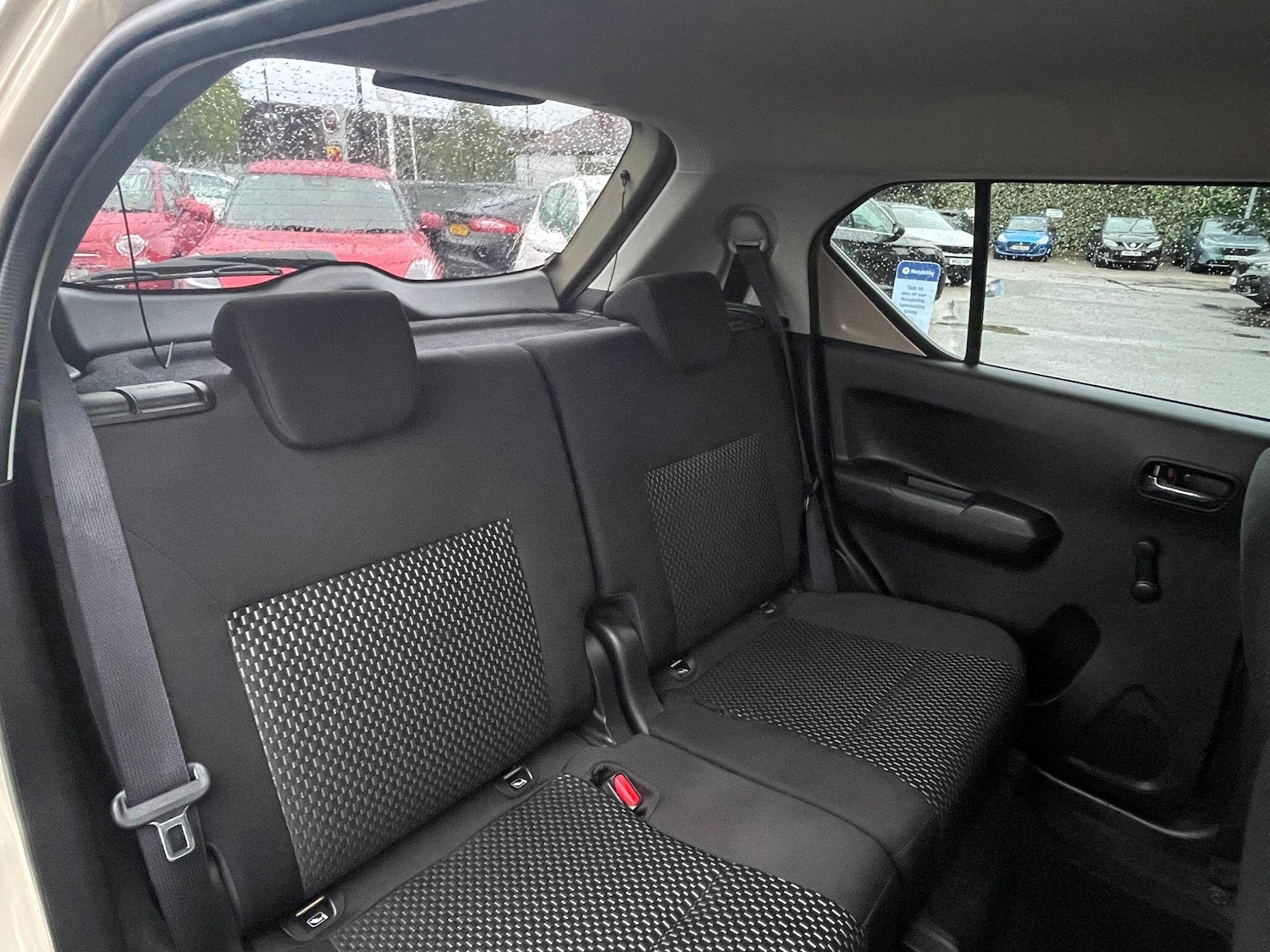 Used Suzuki Ignis 2021 for sale - 76688935: Photo 18