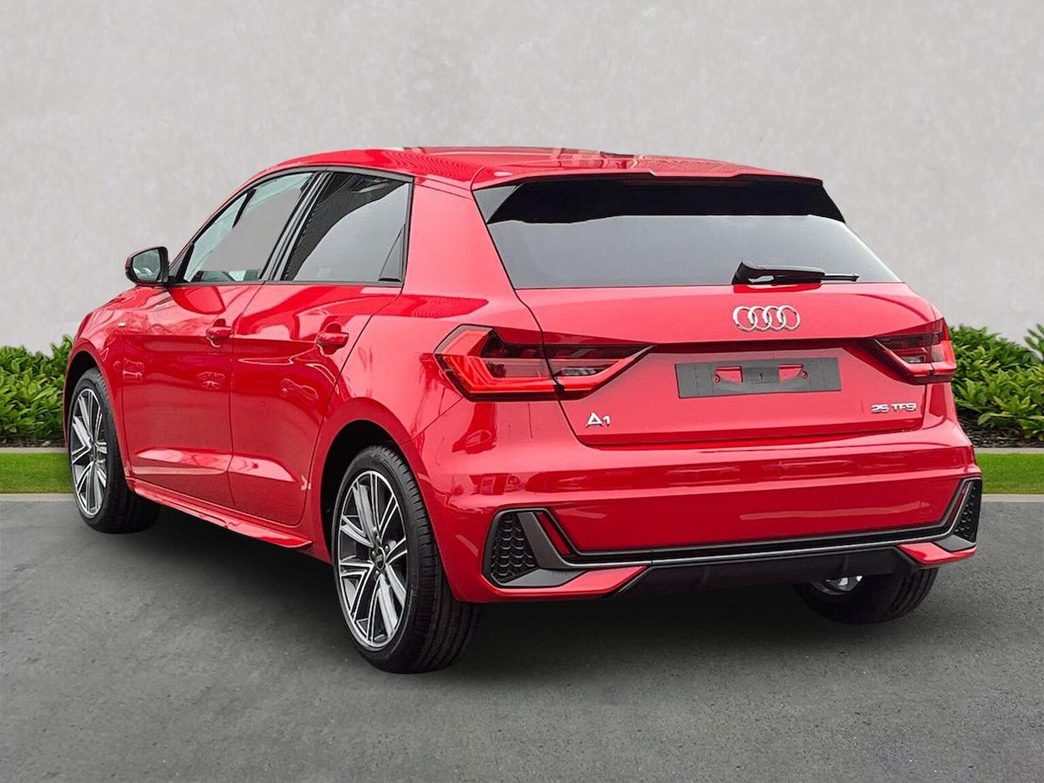 Used Audi A1 2025 for sale - 76735571: Photo 2