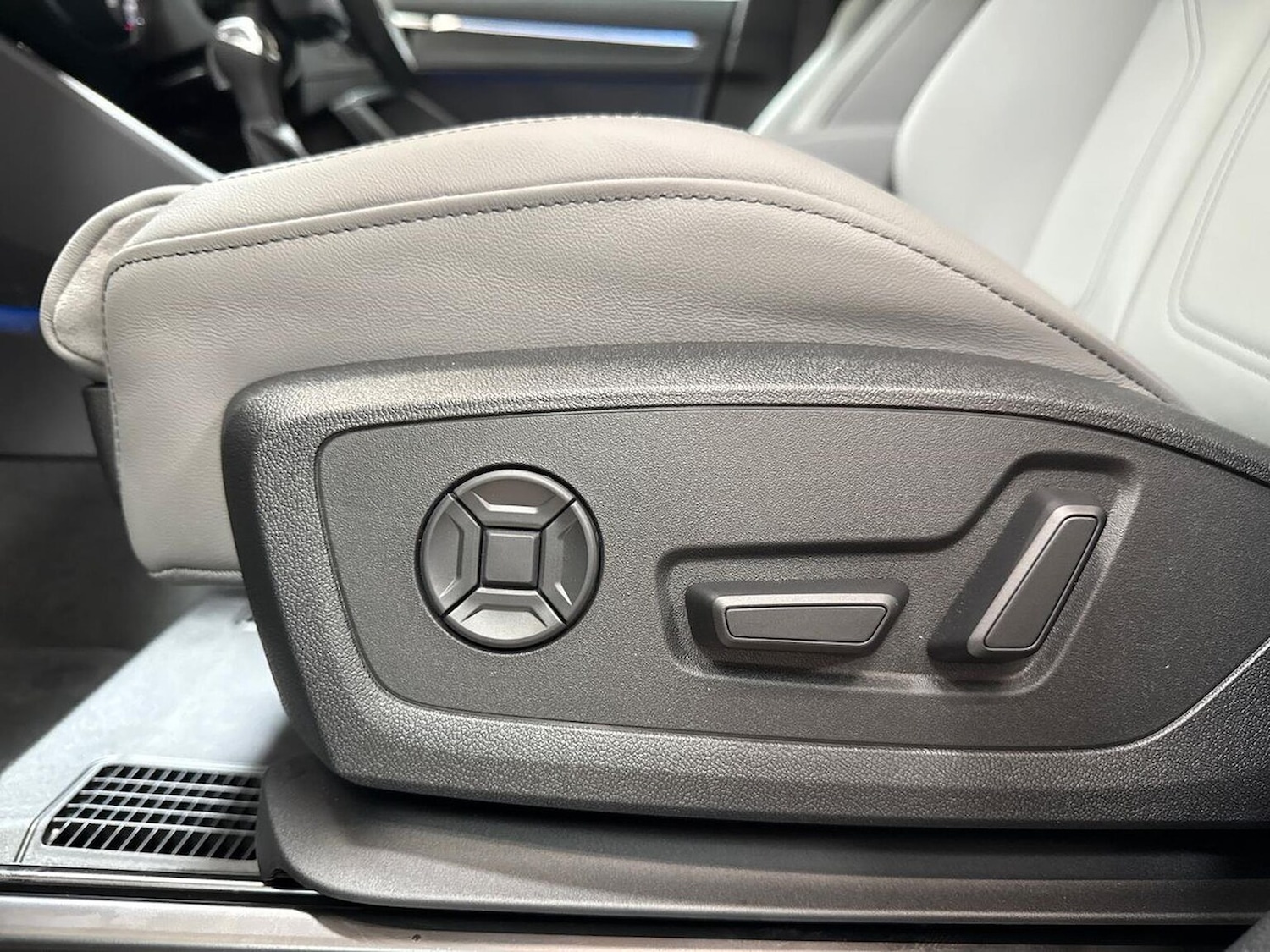 Used Audi Q3 2024 for sale - 75971016: Photo 30